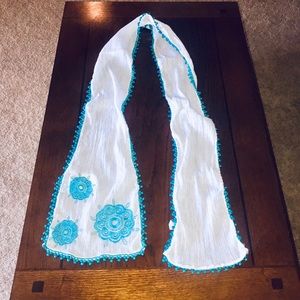 ✨NEW✨ Mudpie Pom Pom Scarf 💙